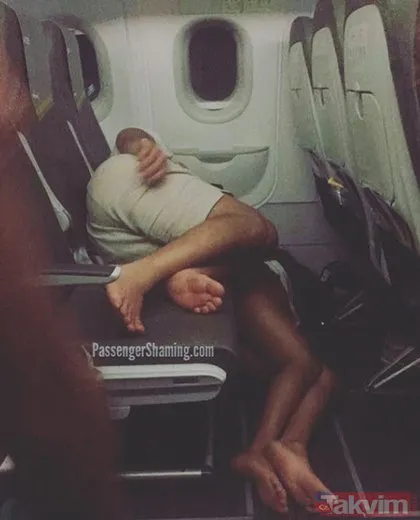 Bir yolcu tarafından çekilen görüntü şoke etti! Uçakta iğrenç olay