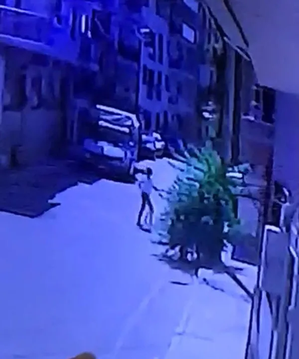 izmirde-is-gorusmesine-icin-evden-cikan-ve-hayatini-kaybeden-18-yasindaki-sinemin-olum-raporu-ortaya-cikti-sir-1661336905082.jpg İzmir'de iş görüşmesine için evden çıkan ve hayatını kaybeden 18 yaşındaki Sinem'in ölüm raporu ortaya çıktı! Sırtında ve baldırda morluk-3