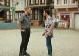 Çavi, Zola'yı Azra konusunda uyarıyor! Gençliğim Eyvah 6. bölüm