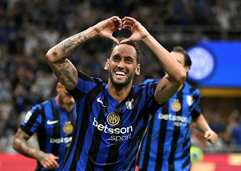 Arda Güler en iyi genç oyuncu Kopa Trophy ödülüne aday gösterildi | Hakan Çalhanoğlu da Ballon d'Or ödülüne aday-3