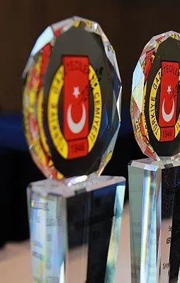 Yalan habere ödül Hürriyet'i