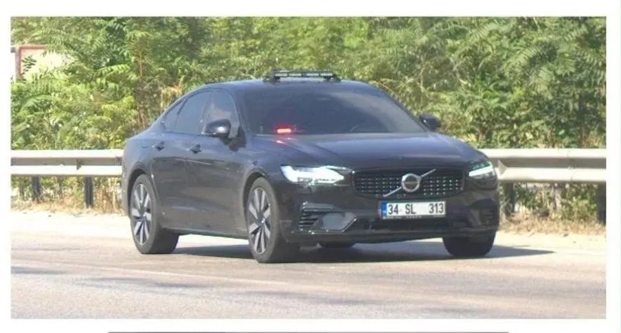 kurisin-kacis-planindaki-mehmet-ozmen-hakkinda-feto-detayi-1787392398827.jpeg Kuriş'in kaçış planındaki Mehmet Özmen hakkında bomba detaylar! FETÖ'den suç kaydı milyonluk servet-5