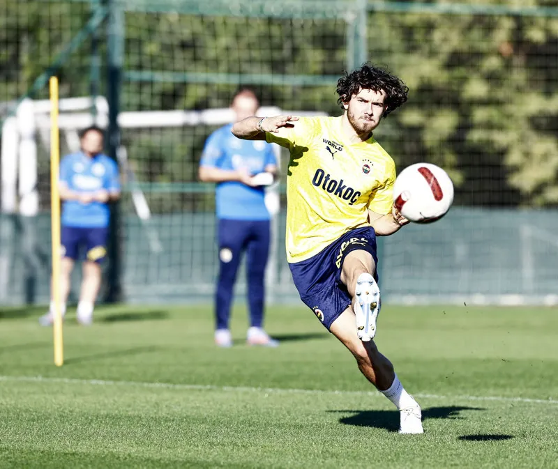 FENERBAHÇE TRANSFER HABERLERİ | İşte Fenerbahçe'nin 6 numara adayları ve transferdeki son durum! - 6