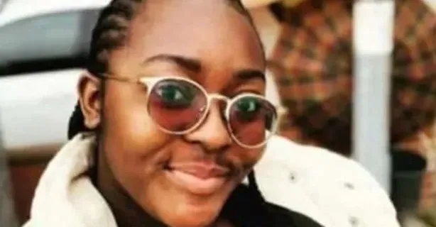 Gabonlu Dina (Takvim arşiv)