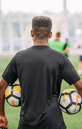 İspanyol medyasından çarpıcı haber! 60 dakika maç, ayakla taç, sınırsız oyuncu değişikliği...