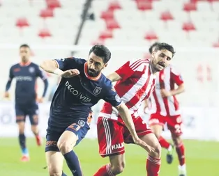 Başakşehir Sivasspora da takıldı