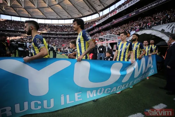 Beşiktaş - Fenerbahçe derbisinde görsel şölen: Kartal'ın kareografisi alkış topladı - 9