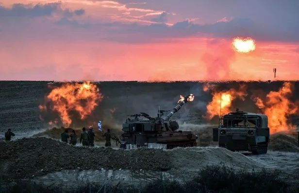 Katil Netanyahu'nun oğlu Miami'de günün gün ediyor I Gazze'ye 24 saat bomba yağıyor! Çocuklar ölüyor-4