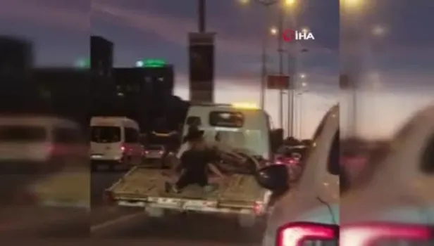 Beylikdüzü E-5 Karayolu’nda tehlikeli yolculuk