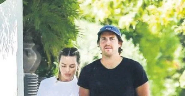 Margot Robbie’den şipşak yürüyüş