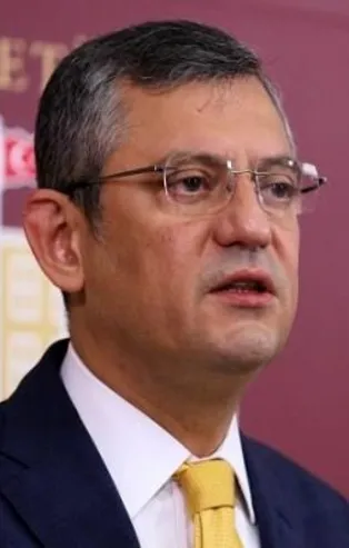 İttifak ortağı HDPKK'nın provokasyonuna sahip çıkan CHP'li Özgür Özel kendi seçmenini çileden çıkardı: Atatürk'ün partisini terk edin