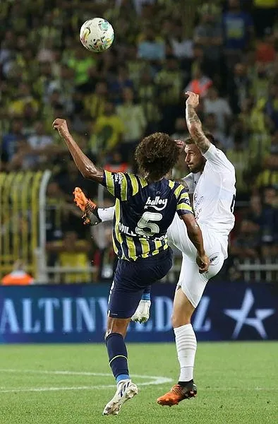 Fenerbahçe'de Willian Arao’dan Kante performansı!-5