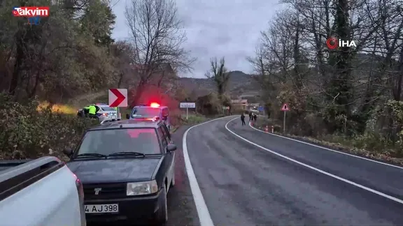 Bartın-Karabük yolunda aynı bölgede iki kaza: 3 yaralı