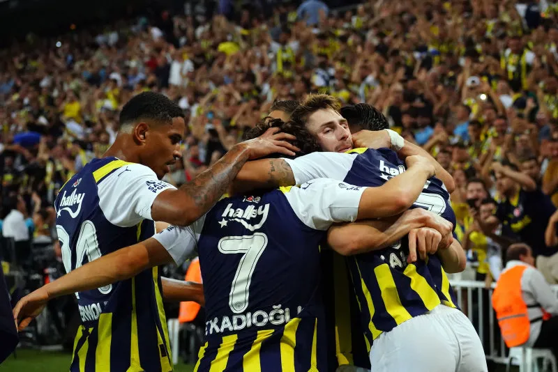 Fenerbahçe'de Altay Bayındır'ın ardından bir isme daha yol göründü! - 5