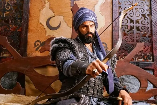 kurulus-osman-umur-bey-kimdir-hain-mi-malhun-hatun-ile-osman-beyin-cocuklari-kimlerdir-1621447621523.jpg