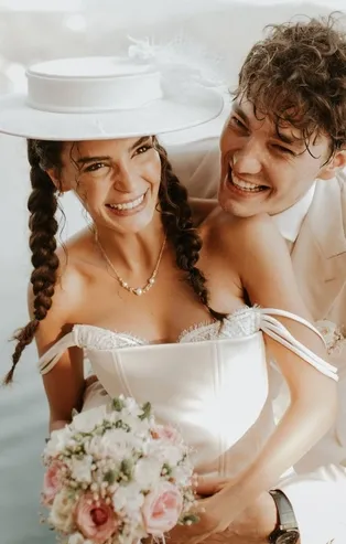 Ebru Şahin ile Cedi Osman aşk yuvalarında! Balayından dönen ünlü çift soluğu bakın nerede aldı