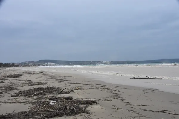 karadenizin-rengi-degisti-karlar-eridi-camur-akti-1645874838163.jpg Karadeniz'in rengi değişti! Karlar eridi çamur aktı-4