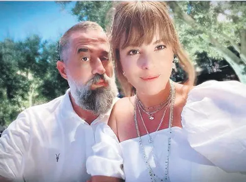 magandalar-alacatiyi-teksasa-cevirdi-1595287630218.jpg İzmir'in Çeşme ilçesinde bu yaz skandallar bitmiyor! Magandalar Alaçatı’yı Teksas’a çevirdi-4