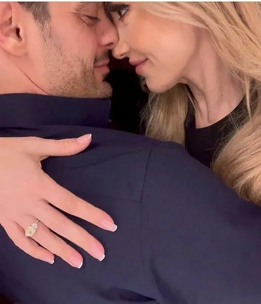 sponsorlarin-yarisa-girdigi-hadise-1648752171943.jpeg Firmaların sponsorluk için yarışa girdiği Hadise'ye bedavaya Maldivler tatili! Lüks otelin geceliği...-4