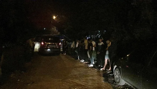 Osmaniye'de aile faciası! Tartıştığı eşi ve oğlunu tabancayla öldürdü-6