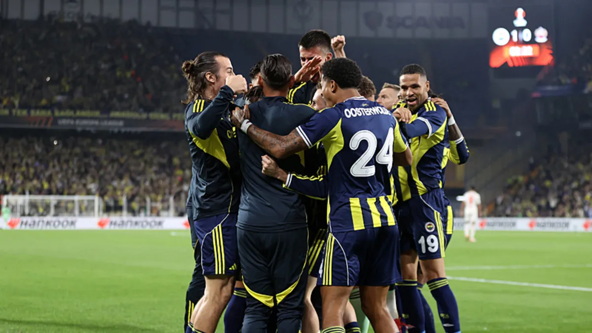 Spor yazarları Fenerbahçe - Nice maçını değerlendirdi! Sipeşyılın mirası
