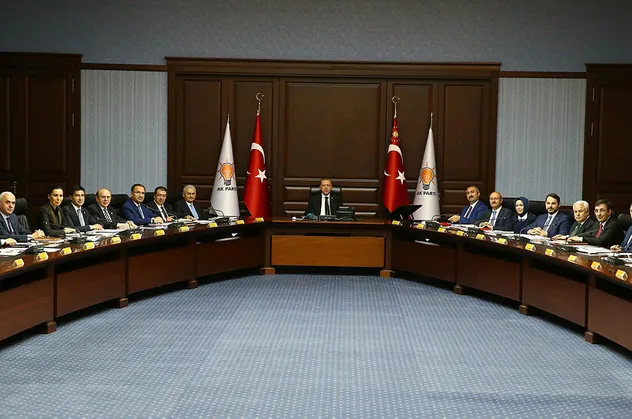 Son dakika haberi: AK Parti MKYK toplandı