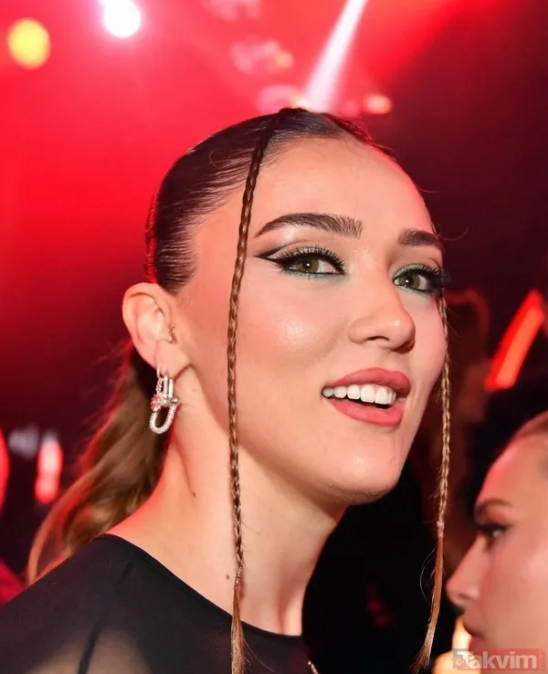 24'lük voleybolcu 80 kiloya jet hızında düştü! 2 haftada 7 kilo verdiren Zehra Güneş diyeti; "1 yumurta+ 1 dilim light peynir..." - 2