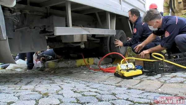 İstanbul'da el frenini çekmeyi unutan nakliye şoförü kamyonetin altında kaldı - 5