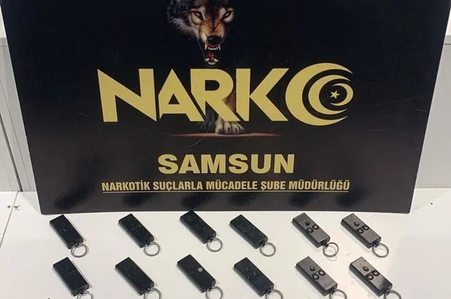Samsun'da 19 adet anahtarlık şeklinde suikast tabancası ele geçirildi! Hepsi çalışır vaziyette...