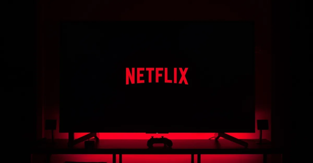 Netflix’te Türkiye düşmanlığı! Her fırsatta Türkleri hedef alıyorlar! Onlar karalıyor bizimkiler oynuyor