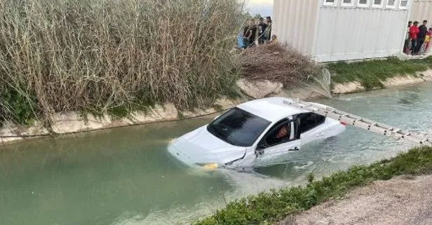 Tokat’ta sulama kanalına düşen aracın sürücüsünü AFAD ve itfaiye kurtardı