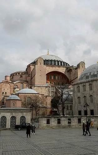 Coronavirüs önlemlerine Diyanet de katıldı! Camilerde cemaatle namaz kılınmayacak