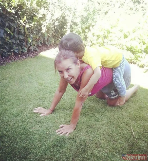 Perihan Savaş Ve Torunu Fahri Efe