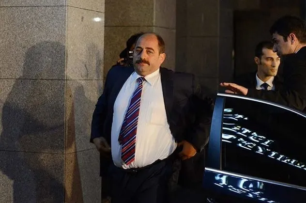 FETÖ’cü eski savcı Zekeriya Öz Almanya’da dayak yedi!