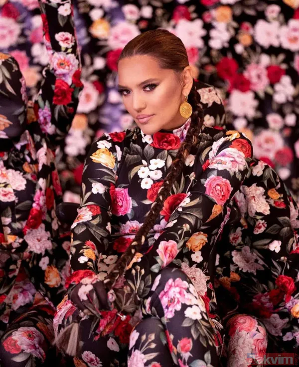 Survivor şampiyonu Nisa sarı bikisiniyle suyun altında pek bir havalı! Aleyna Tilki'nin tahtını çalan Nisa Bölükbaşı... - 3