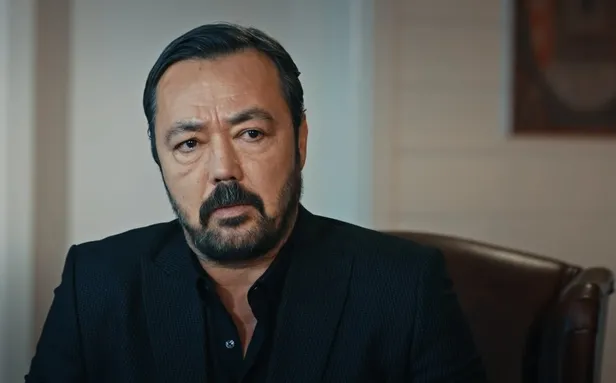 masa-perspektifini-degistiriyor-eskiya-dunyaya-hukumdar-olmaz-181-bolum-fragmani-sonu-oldu-isi-bitiyor-1611849444023.jpg Masa perspektifini değiştiriyor! Eşkıya Dünyaya Hükümdar Olmaz 181. bölüm fragmanı: Sonu oldu işi bitecek-4