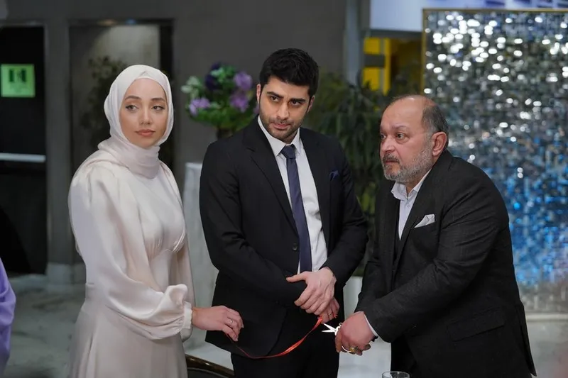 kizilcik-serbeti-dizisinden-final-karari-o-tarihten-sonra-yayindan-kaldirilacak-1708853140201.jpg Biletini kestiler o tarihten sonra yayından kaldırılacak! Kızılcık Şerbeti dizisinden final kararı-4