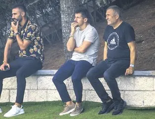 Belözoğlu için imza töreni