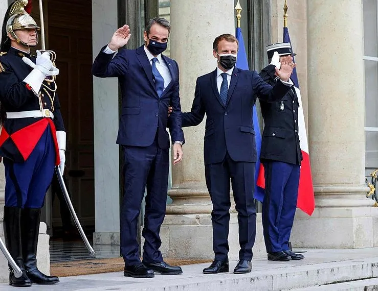 Yunanistan’ın savunması Fransa’ya emanet!