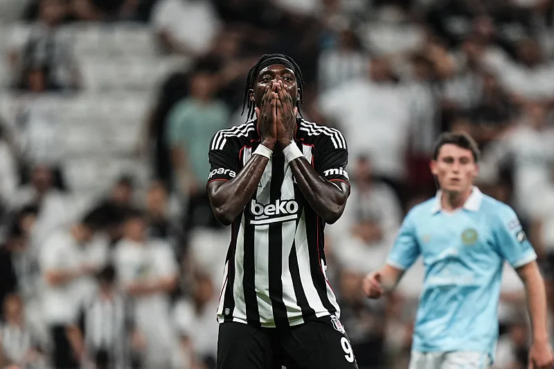 Ole Gunnar Solskjaer kararını verdi! İlk kez forma giyecekler - 6