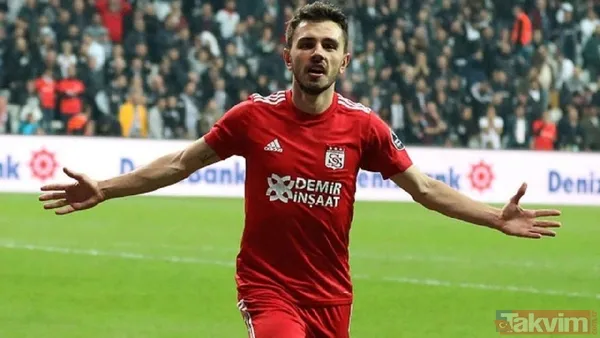 Yanal'ın Prensi İçin Şartlar Zorlanacak! Fenerbahçe'de Ersun Yanal'ın Prensi Konumunda Bulunan Emre Kılınç İçin Sivasspor'a Teklif Yapılacak.