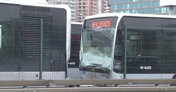 Fikirtepe'de iki metrobüs çarpıştı!