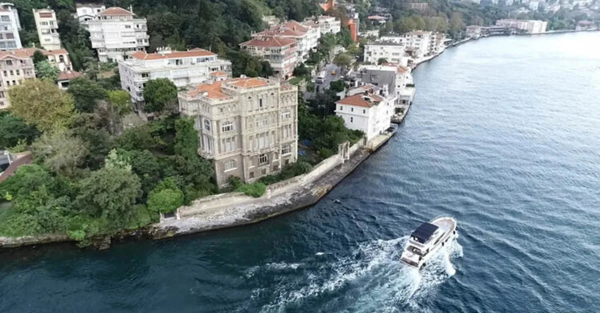 Filinta Mustafa’nın yalısı satılıyor! Türkiye’nin en pahalısı...