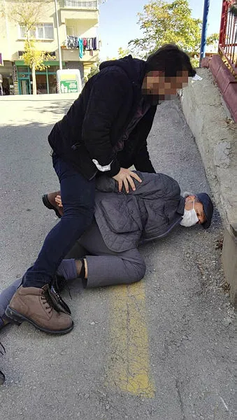 eski-emniyet-muduru-yuksel-sezer-fetoye-calistigi-icin-tutuklandi-1605540845517.jpg Eski Emniyet Müdürü Yüksel Sezer, FETÖ'ye çalıştığı için tutuklandı-2