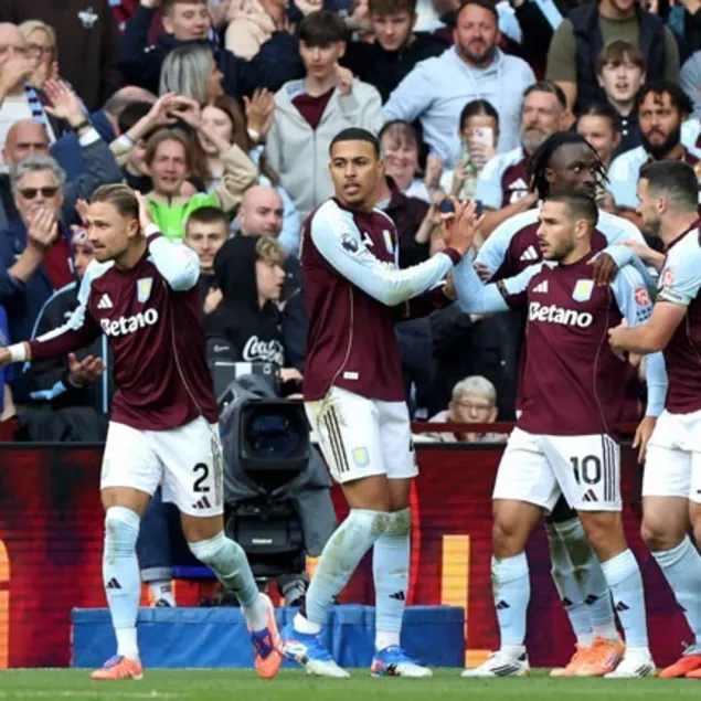 Aston Villa siftah yaptı