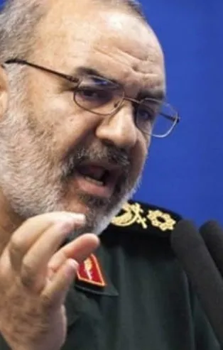 İranlı generalden flaş sözler: “ABD ile savaşın eşiğindeyiz”