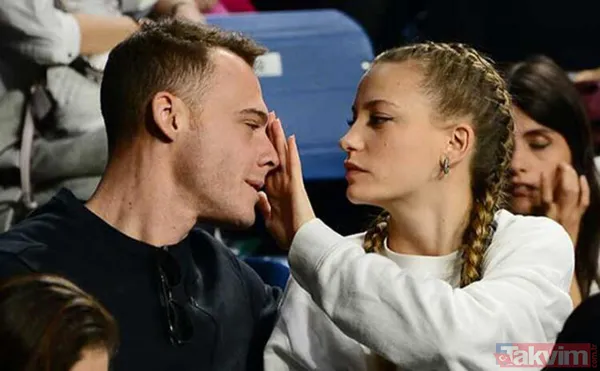 Burcu Esmersoy ve sevgilisi Allan Hakko ayrıldı! Burcu'nun yüzü bir türlü gülmüyor - 36