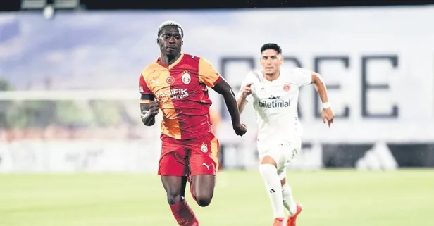 Augsburg Galatasaray’ın Derrick Köhn için 5 milyon Euro teklif etti