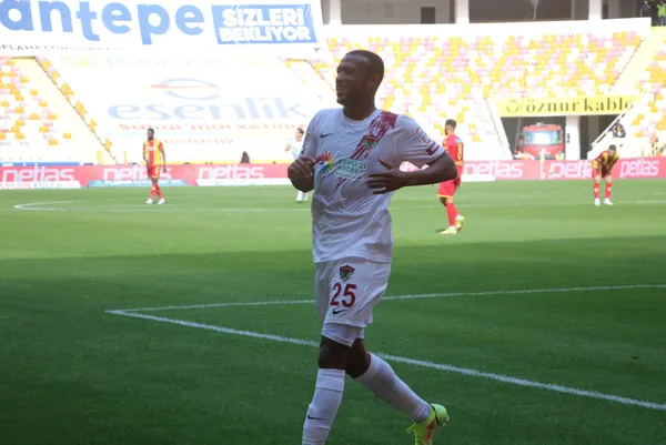 hatayspor-malatya-deplasmanindan-3-puanla-donuyor-1633264792366.jpg Hatayspor Malatya deplasmanından 3 puanla dönüyor-6