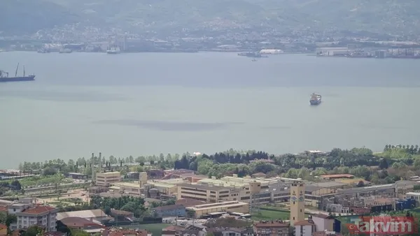 SON DAKİKA: İstanbul'a kadar dayandı: Kocaeli Körfez'de deniz turkuaz renge döndü! TÜBİTAK numune aldı - 9